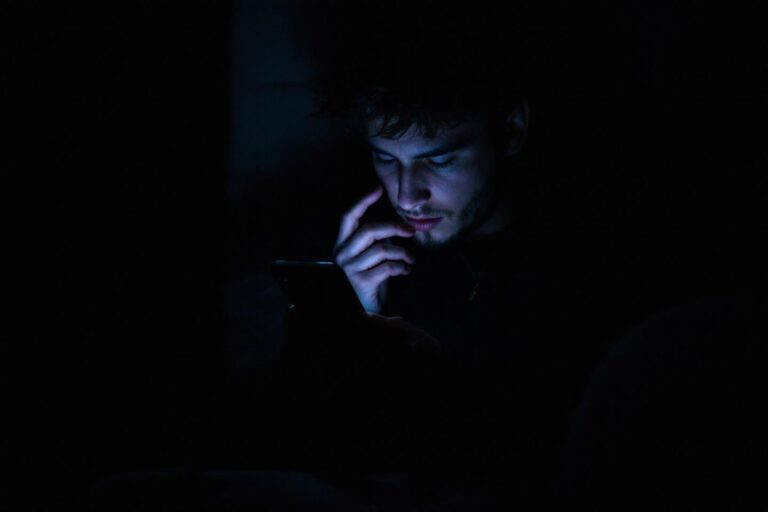 Comment trouver le code PIN d’un portable ?