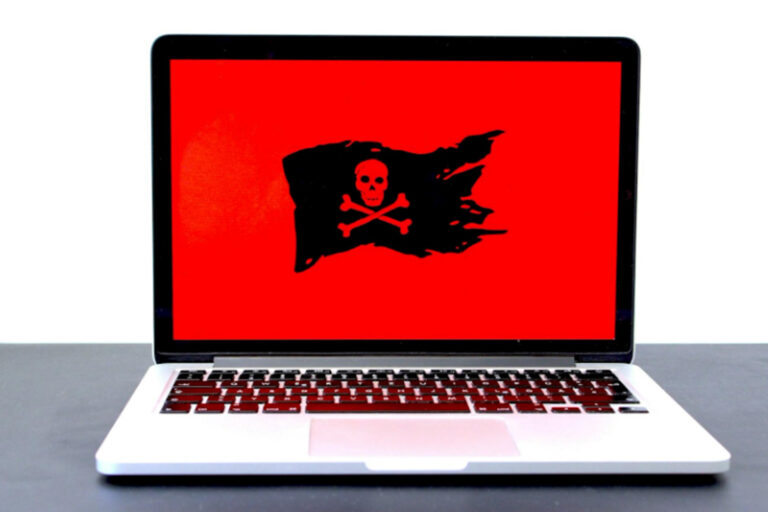 Histoire de la cybersécurité: de l'ordinateur personnel aux menaces modernes du web