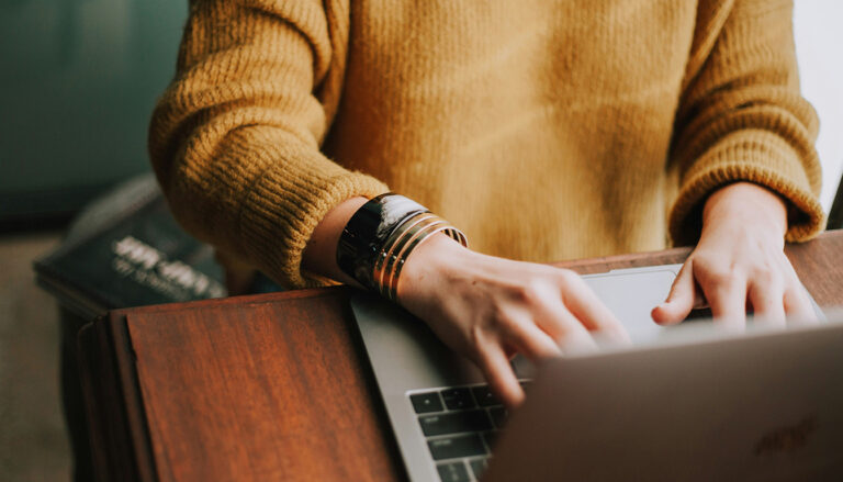 Se connecter à ma boîte Hotmail : toutes les méthodes, sur PC, mobile et sans Outlook
