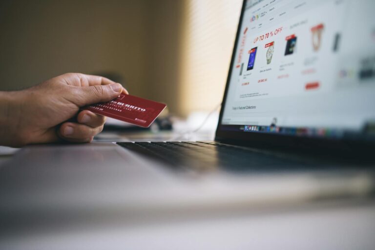 Combien coûte un site e-commerce — maquette de site e-commerce