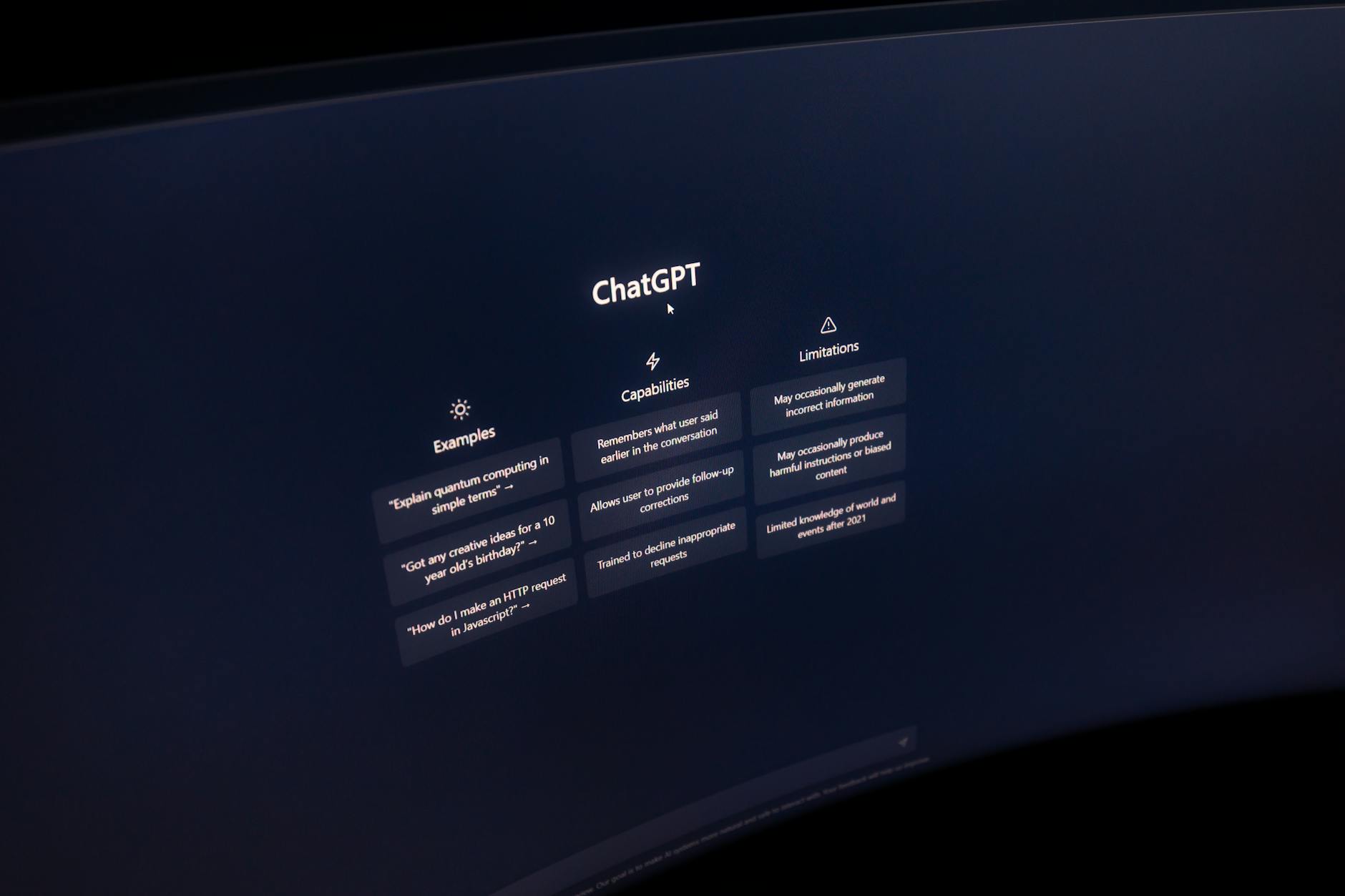 Chat IA sans censure gratuit : Hugging Chat, modèles ouverts et bots personnalisés — interface de génération d'images IA