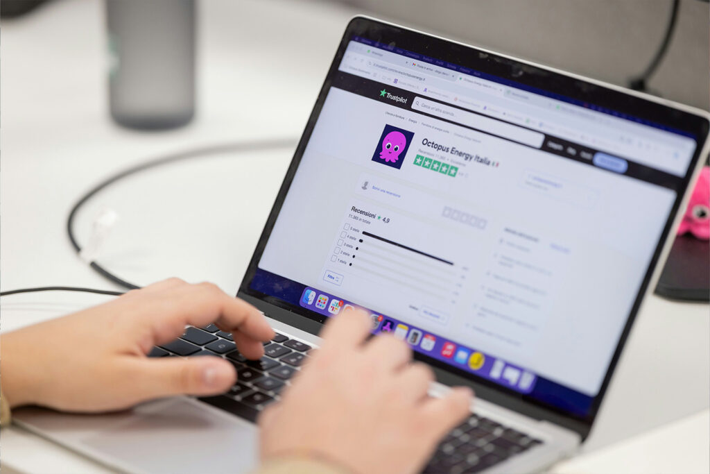 Découvrez comment les avis clients deviennent un levier numérique incontournable pour dynamiser et booster la performance de votre e-commerce.