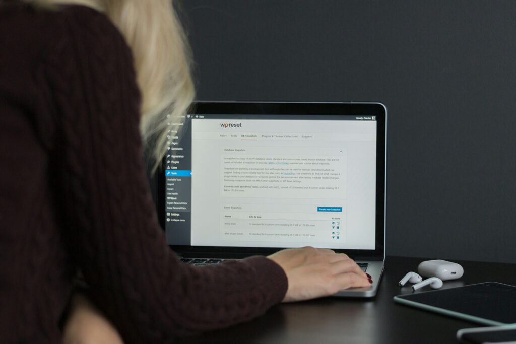 découvrez comment ajouter un administrateur sur wordpress facilement grâce à notre guide étape par étape pour gérer efficacement les utilisateurs de votre site.