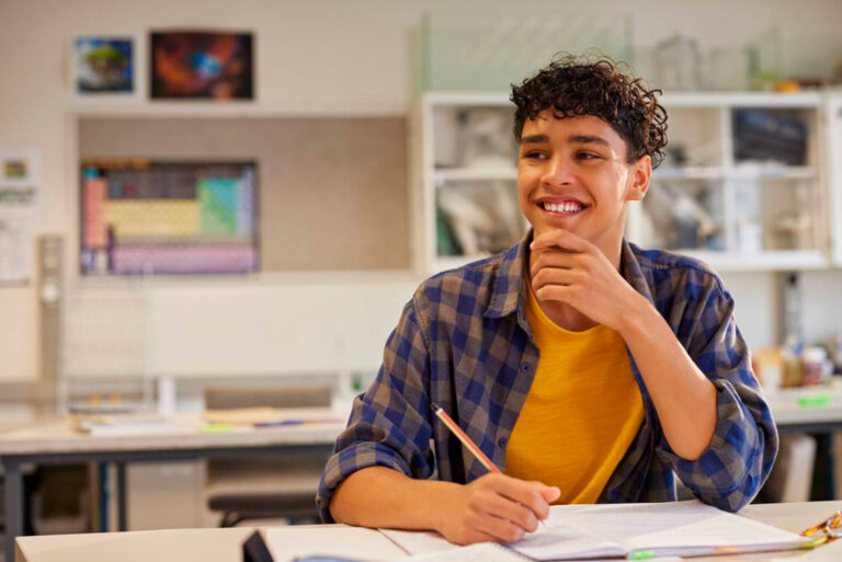 De l'étudiant au télétravailleur : quel portable pour quel besoin ?