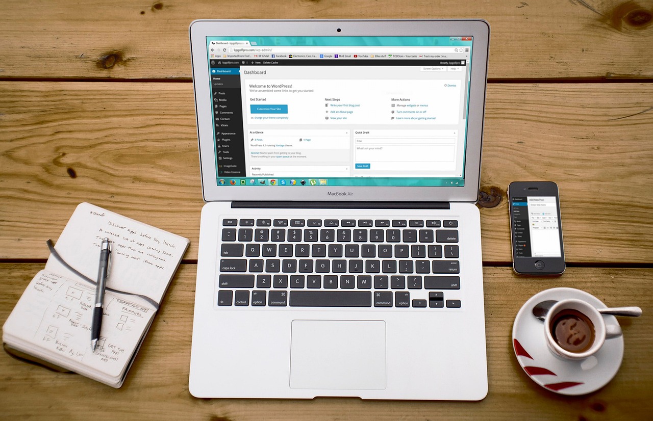 Erreur critique WordPress : ce que ce message veut vraiment dire pour ton site web — écran d'ordinateur affichant une erreur WordPress