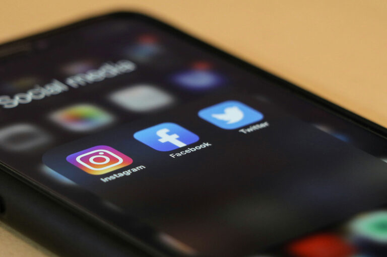 Tirage au sort Facebook comment — sélection gagnant concours Facebook