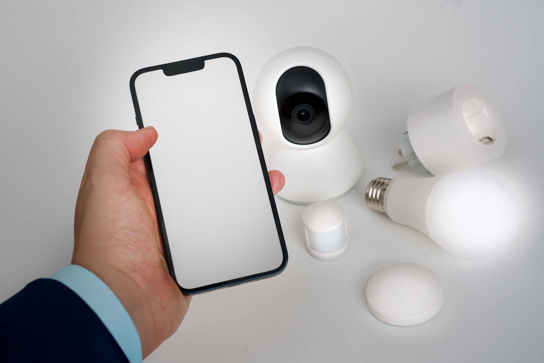 Réseau IoT et Internet des objets : définition concrète et composants essentiels — dispositifs IoT technologie maison intelligente