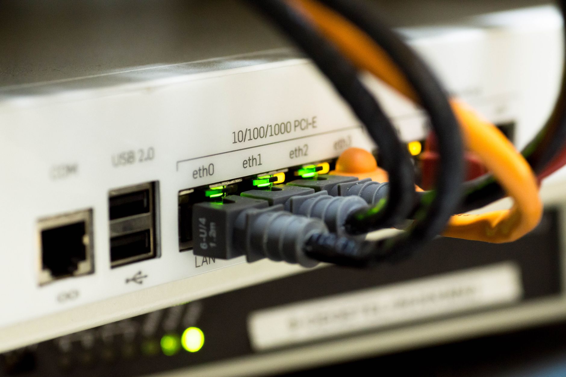 Windows 10 IoT Enterprise, LTSC et Core: ce que recouvrent vraiment ces éditions — interface tableau de bord Windows 10 IoT