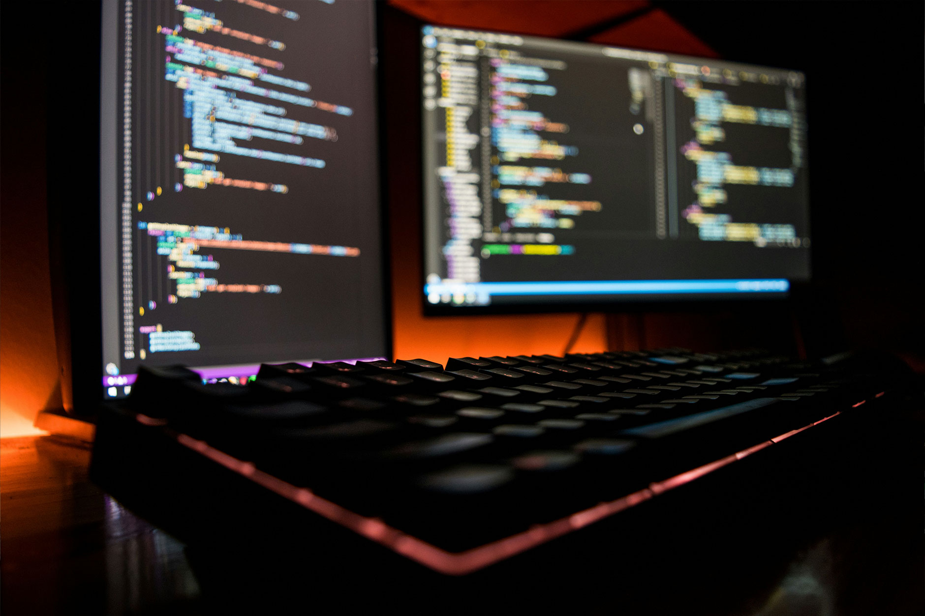 découvrez les compétences vmware à développer à niveau intermédiaire, les outils à maîtriser et les débouchés professionnels accessibles après la formation.