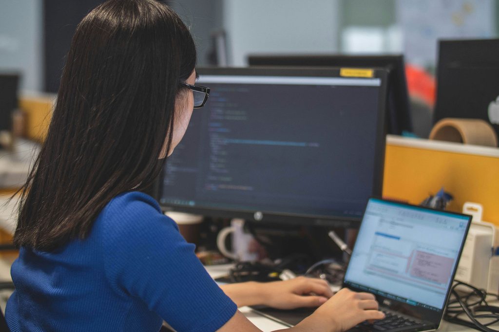 Découvrez pourquoi un socle technologique solide est essentiel pour réussir la transformation numérique de votre entreprise et rester compétitif dans un monde digital en constante évolution.