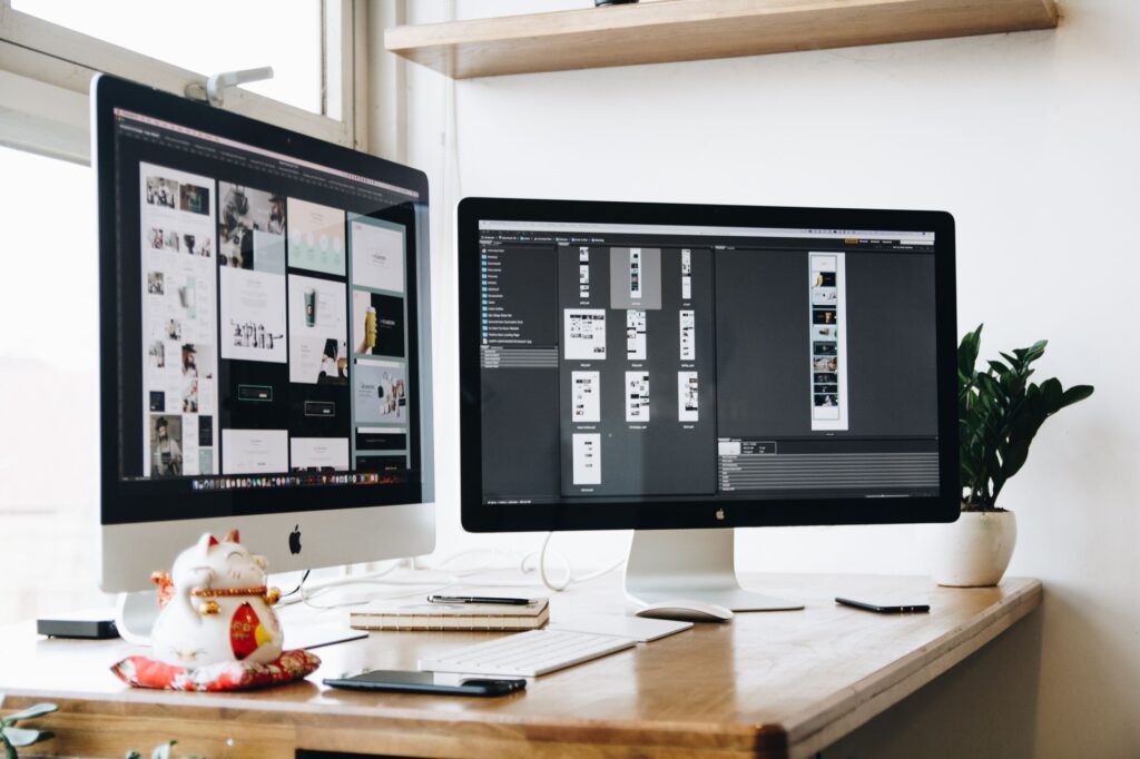 Migrer Joomla vers WordPress étapes — écran d'ordinateur migration Joomla vers WordPress